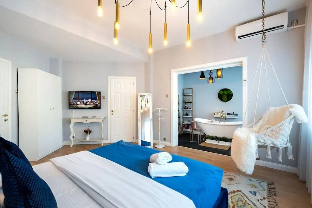 Intercontinental Apart - Massage Terrace Fireplace Bucharest Apartment