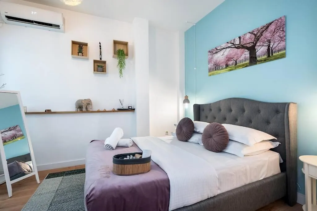 Intercontinental Apart - Massage Terrace Fireplace Bucharest Apartment